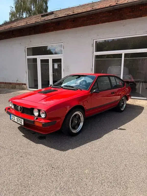 Gebraucht Alfa Romeo GTV 190 PS (139 kW) 1985 Rot Coupé