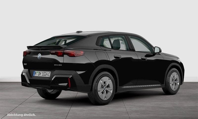 Neu BMW iX2 150 kW (204 PS) 2026 Schwarz SUV