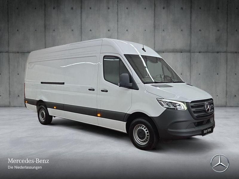 Gebraucht Mercedes Sprinter 170 PS (125 kW) 2024 Weiß Van