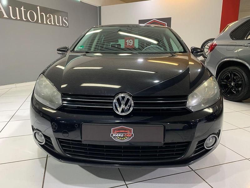 Gebraucht VW Golf VI Team 105 PS (77 kW) 2010 Schwarz Kleinwagen