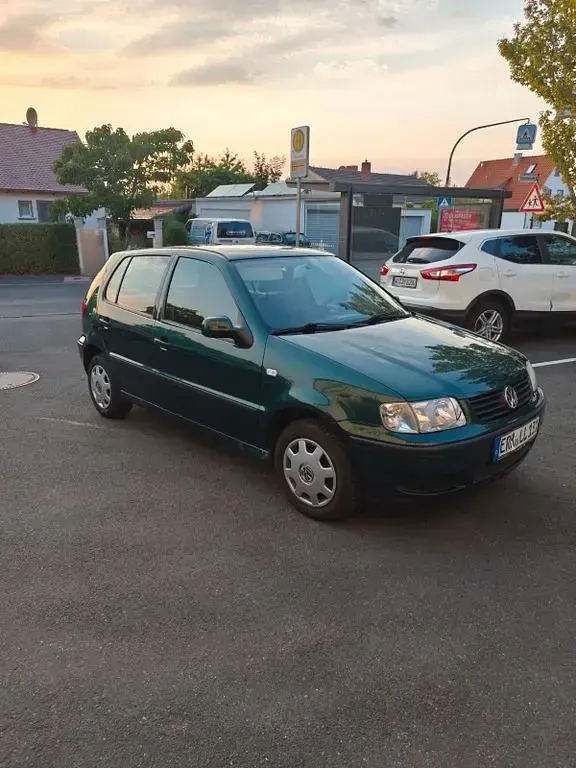 Gebraucht VW Polo Basis 50 PS (36 kW) 2000 Grün Limousine