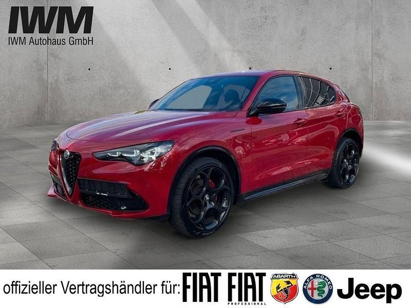 Rot Gebraucht 2023 Alfa Romeo Stelvio Competizione SUV | 42.590 € (Etwas zu teuer) - Bild 1/4