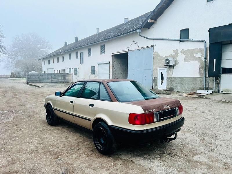 Gebraucht Audi 80 90 PS (66 kW) 1991 Gold Limousine