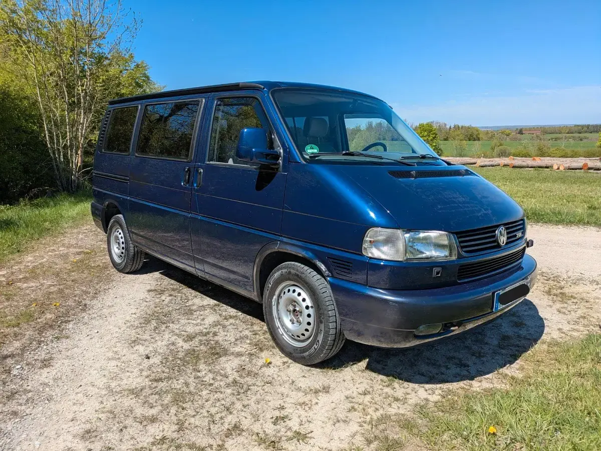 Gebraucht VW Multivan 102 PS (75 kW) 1999 Blau Van / Kleinbus