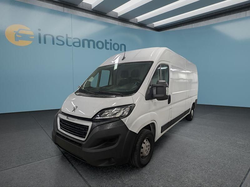 Weiß Gebraucht 2024 Peugeot Boxer Van | 26.149 € (Guter Preis) - Bild 1/4