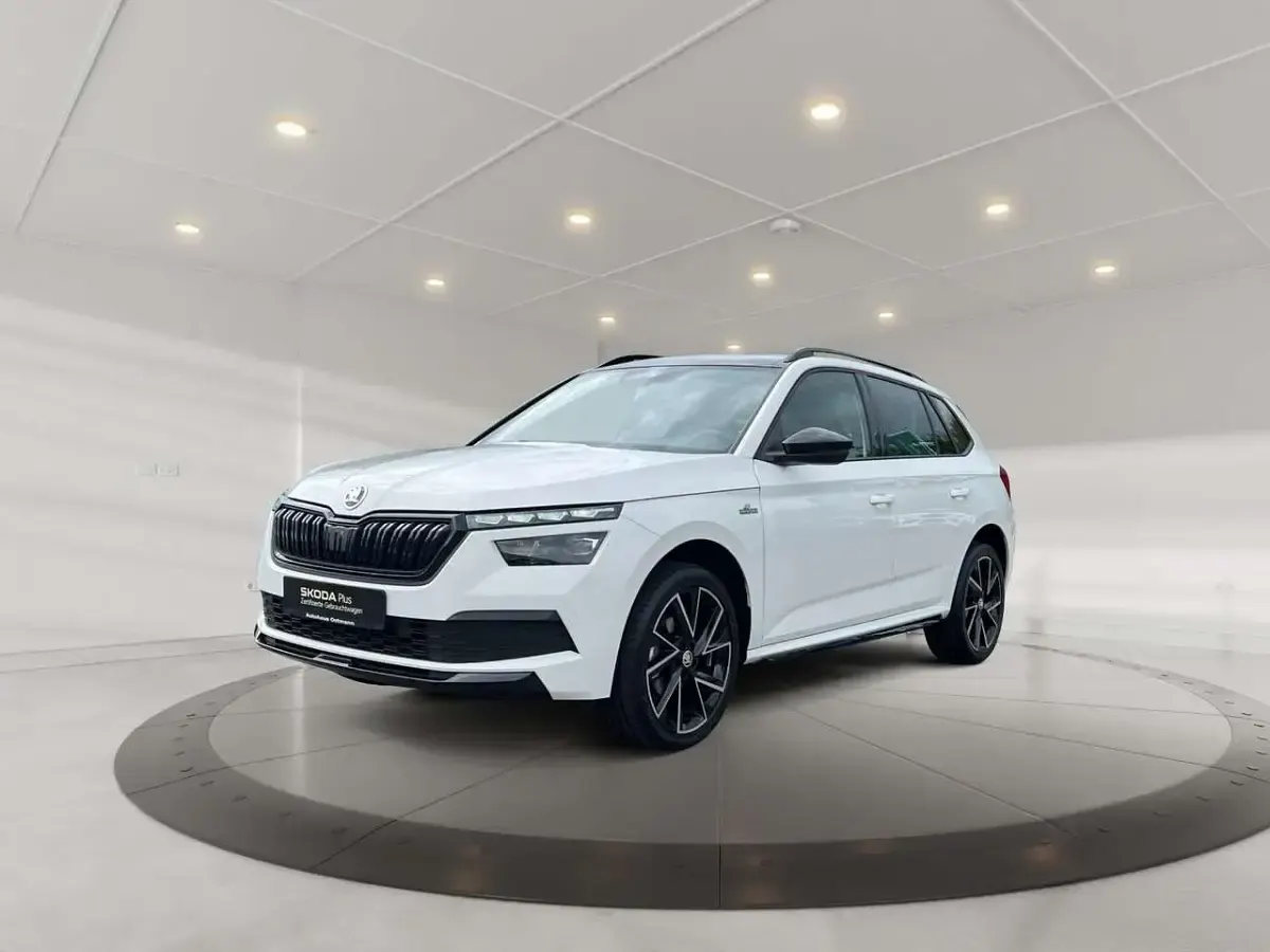 Gebraucht Skoda Kamiq Monte Carlo 95 PS (69 kW) 2022 Weiß SUV