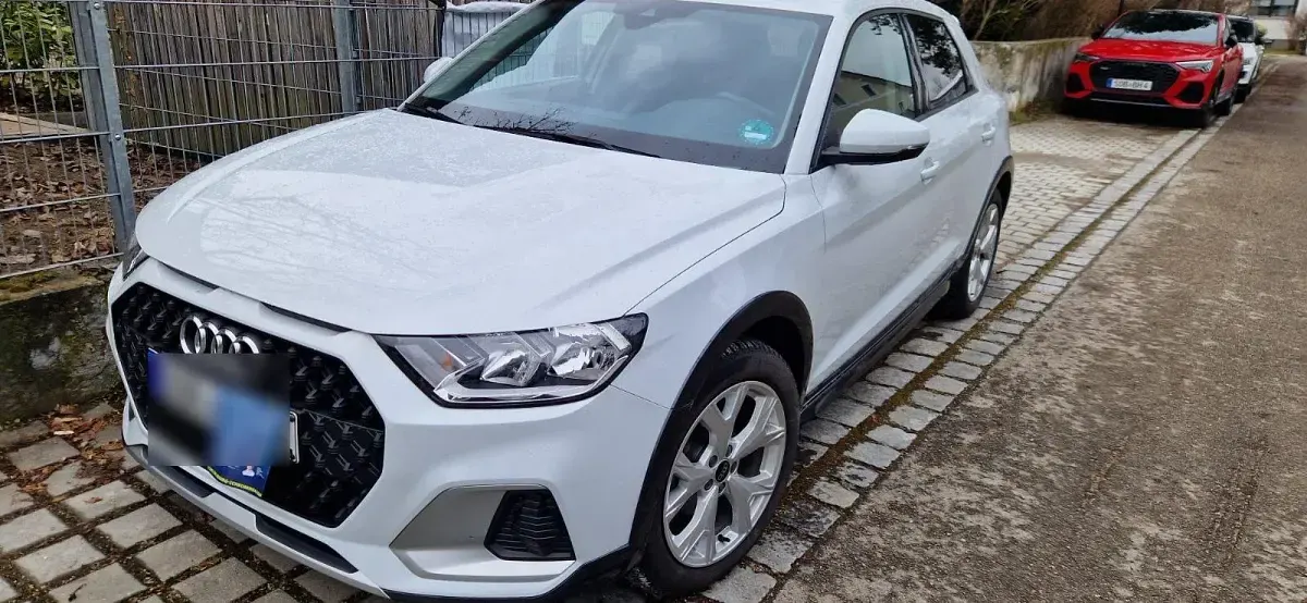 Gebraucht Audi A1 110 PS (80 kW) 2024 Weiß SUV