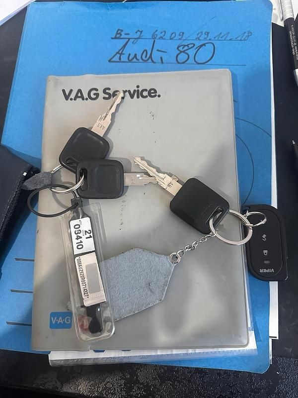 Second-hand Audi 80 90 CP (66 kW) 1994 Alb Berlinǎ