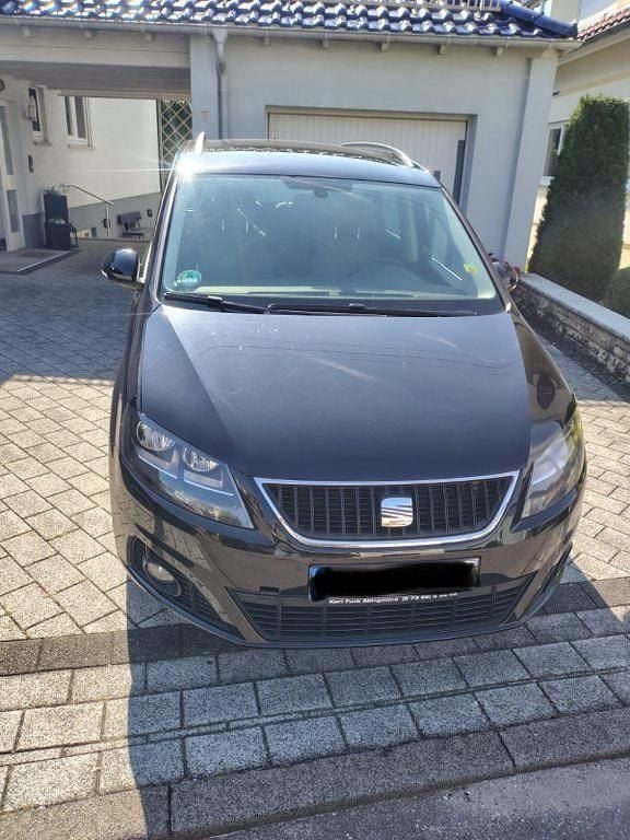 Schwarz Gebraucht 2014 Seat Alhambra Style Van / Kleinbus | 15.200 € (Fairer Preis) - Bild 1/4