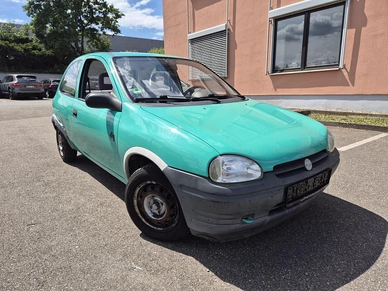 Grün Gebraucht 1997 Opel Corsa Kleinwagen | 590 € (Superpreis) - Bild 1/4