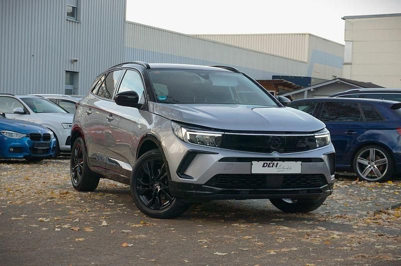 Grau Gebraucht 2023 Opel Grandland X GS Line SUV | 18.790 € (Superpreis) - Bild 1/4