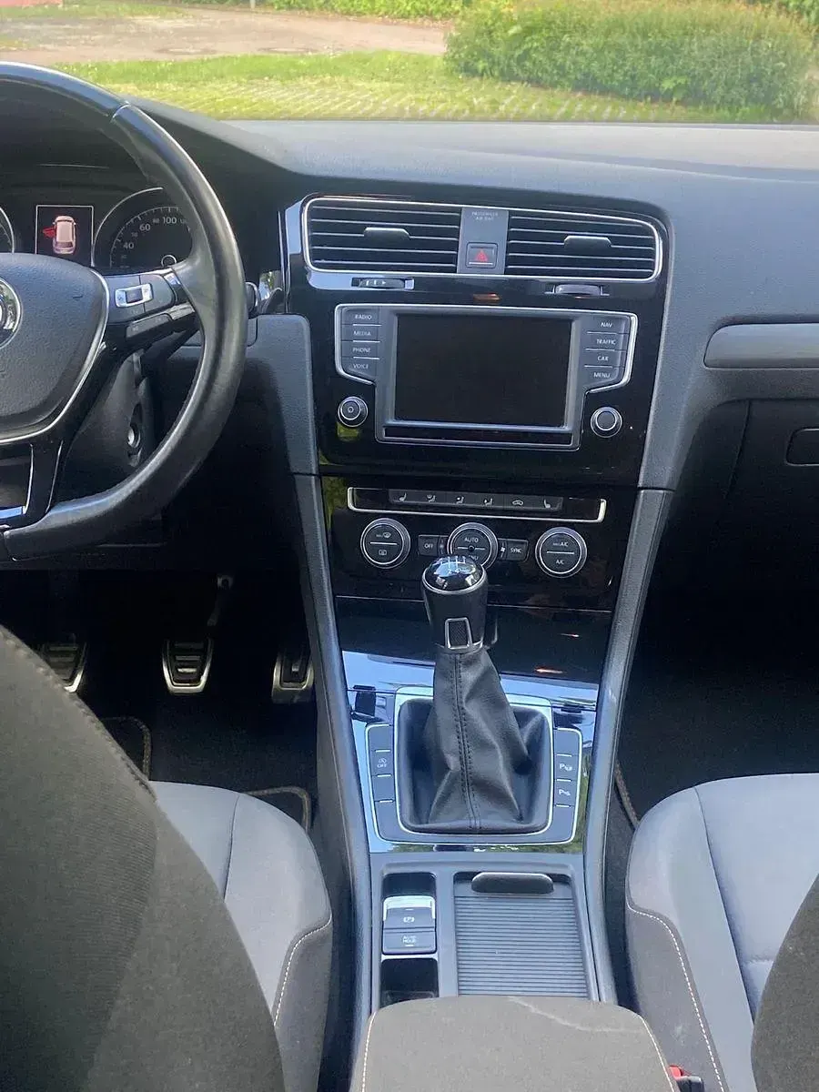 Gebraucht VW Golf VII Allstar 110 PS (80 kW) 2016 Silber Kombi