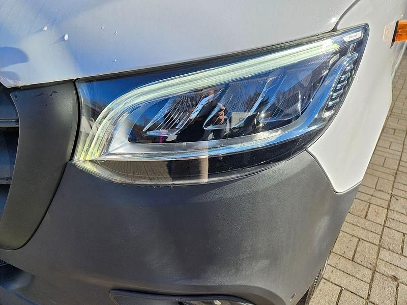 Gebraucht Mercedes Sprinter 170 PS (125 kW) 2024 Weiß Van