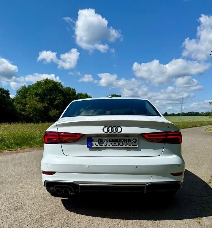 Gebraucht Audi A3 S-Line 150 PS (110 kW) 2018 Weiß Limousine