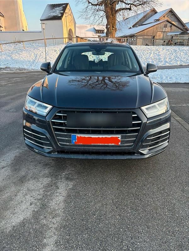 Blau Gebraucht 2020 Audi e-tron SUV | 29.500 € - Bild 1/4