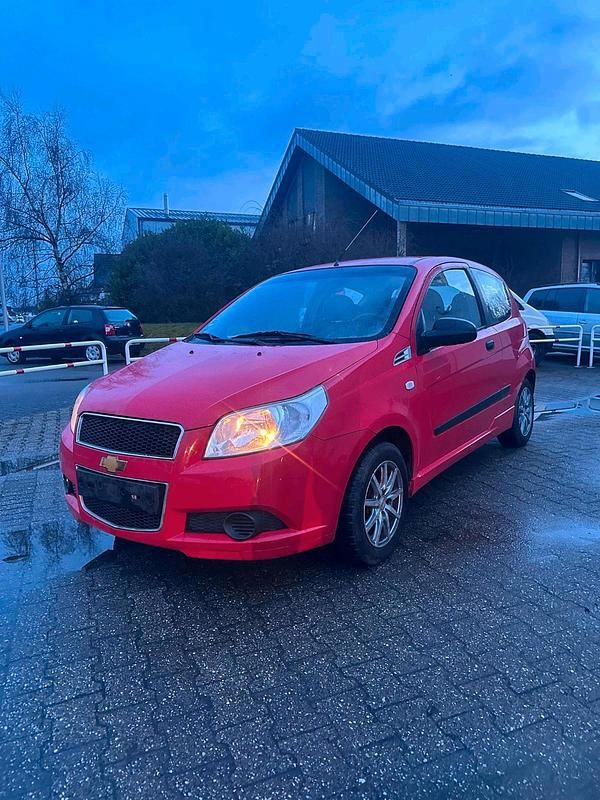 Gebraucht Chevrolet Kalos 80 PS (58 kW) 2009 Rot Kleinwagen