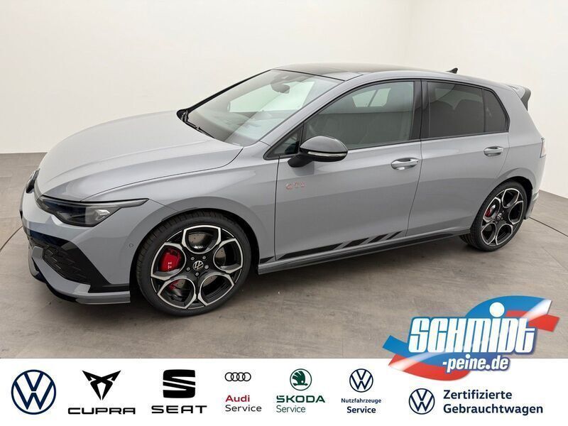 Grau Neu 2025 VW Golf VIII GTI Clubsport Kleinwagen | 50.400 € (Teuer) - Bild 1/4