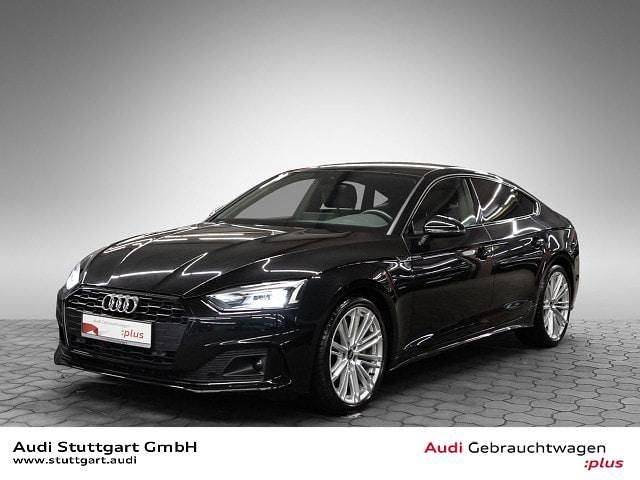Mythosschwarz metallic Gebraucht 2022 Audi A5 Sportback Ambiente Kleinwagen | 33.840 € (Fairer Preis) - Bild 1/4