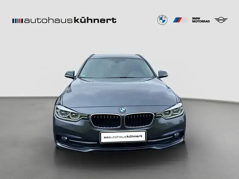 Gebraucht BMW 320 Sport Line 190 PS (139 kW) 2016 Grau Kombi