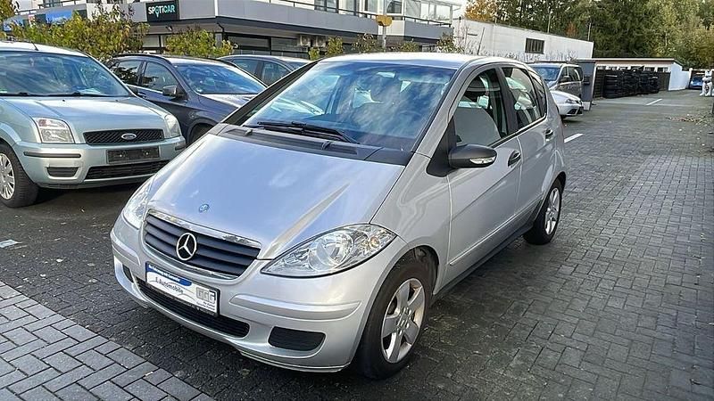 Gebraucht Mercedes A150 95 PS (69 kW) 2008 Silber Kleinwagen