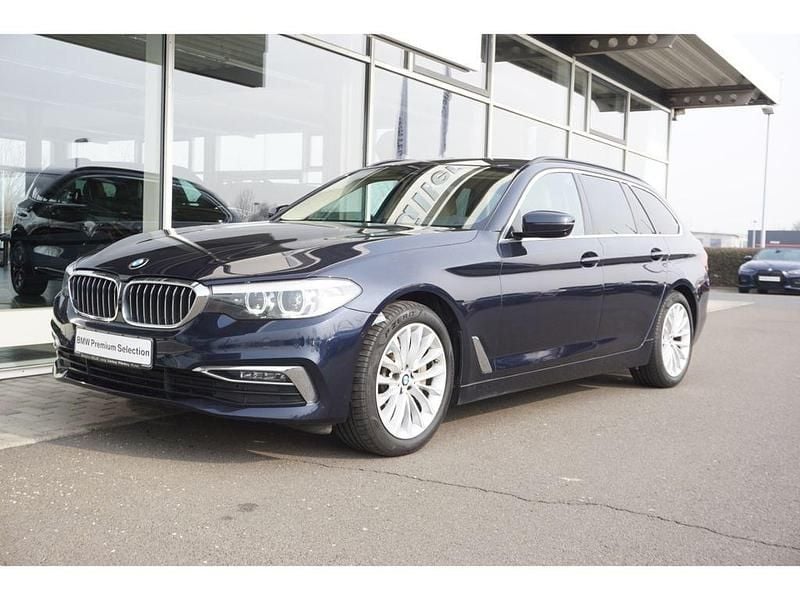 Imperialblau brillanteffekt me Gebraucht 2020 BMW 530 Luxury Line Kombi | 33.750 € (Fairer Preis) - Bild 1/4
