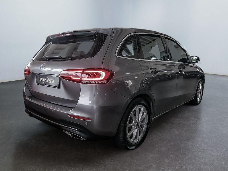 Gebraucht Mercedes B220 Progressive 190 PS (139 kW) 2020 Grau Van / Kleinbus