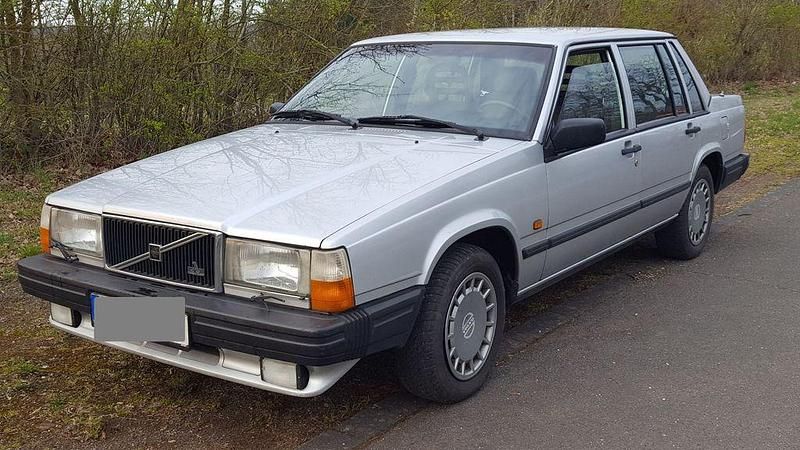 Gebraucht Volvo 740 113 PS (83 kW) 1990 Limousine