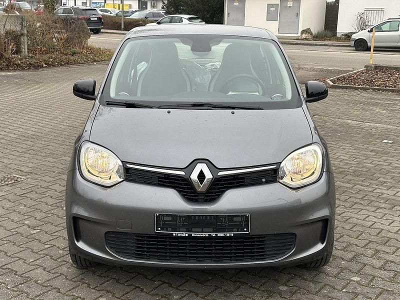Gebraucht Renault Twingo Equilibre 60 kW (82 PS) 2022 Grau Kleinwagen