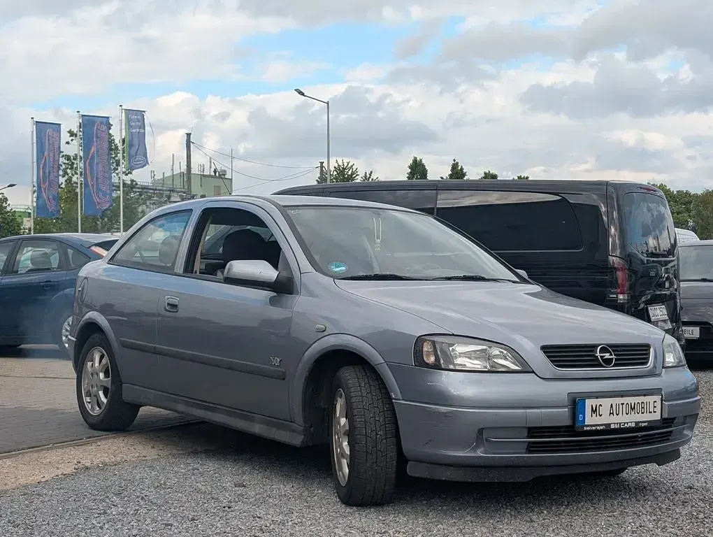 Gebraucht Opel Astra Njoy 84 PS (61 kW) 2003 Grau Kleinwagen