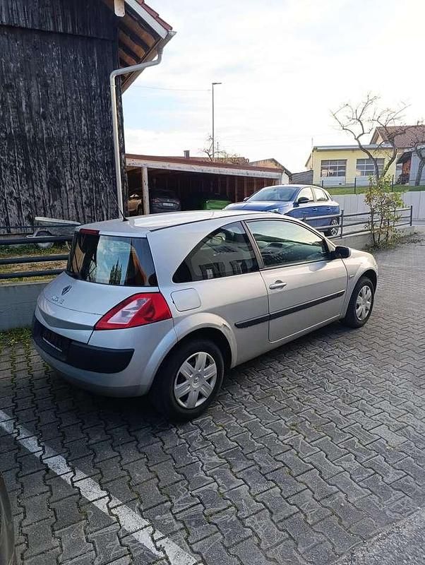 Gebraucht Renault Mégane II Expression 111 PS (81 kW) 2005 Grau Limousine