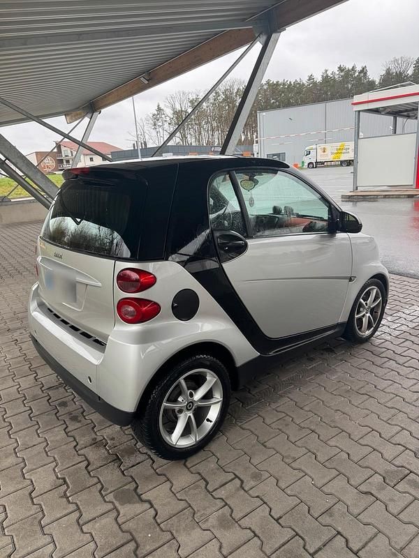 Gebraucht Smart ForTwo Coupé 84 PS (61 kW) 2008 Silber Coupé