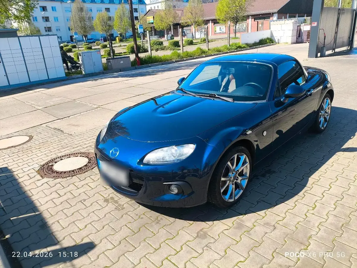 Usata Mazda MX5 126 CV (92 kW) 2013 Blu Cabrio