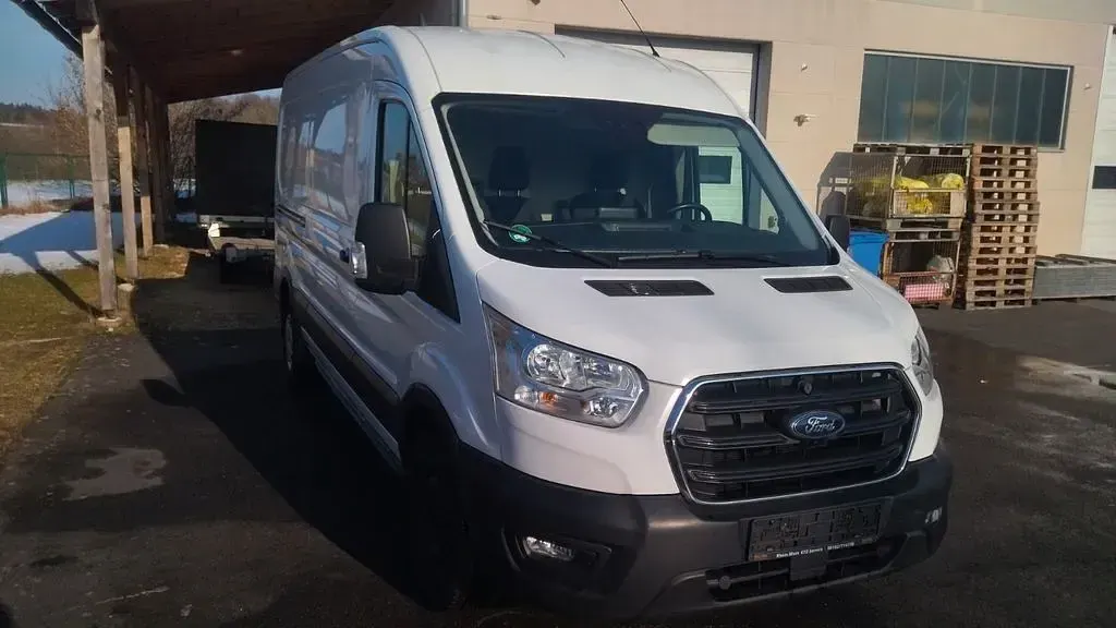 Second-hand Ford Transit 170 CP (125 kW) 2022 Alb Berlinǎ