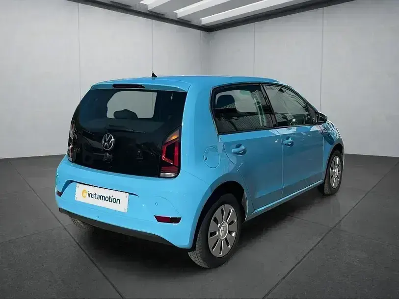 Second-hand VW up! 65 CP (47 kW) 2023 Albastru Hatchback