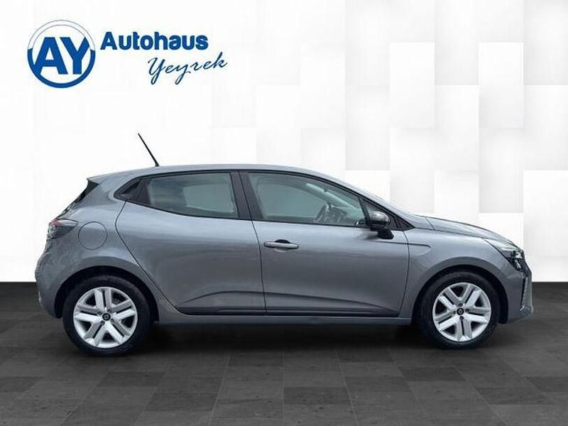 Gebraucht Renault Clio V Evolution 125 PS (91 kW) 2024 Grau Limousine