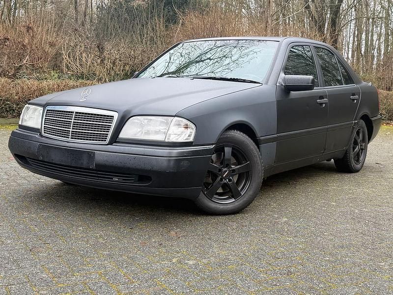 Gebraucht Mercedes C280 196 PS (144 kW) 1995 Schwarz Limousine