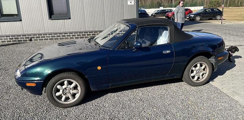 Gebraucht Mazda MX5 90 PS (66 kW) 1997 Blau Cabrio
