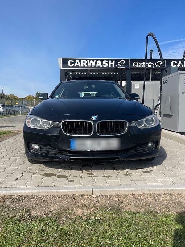 Gebraucht BMW 316 136 PS (100 kW) 2015 Schwarz Kombi