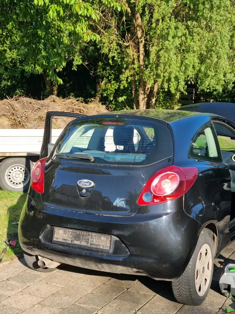 Gebraucht Ford Ka 69 PS (50 kW) 2008 Schwarz Kleinwagen