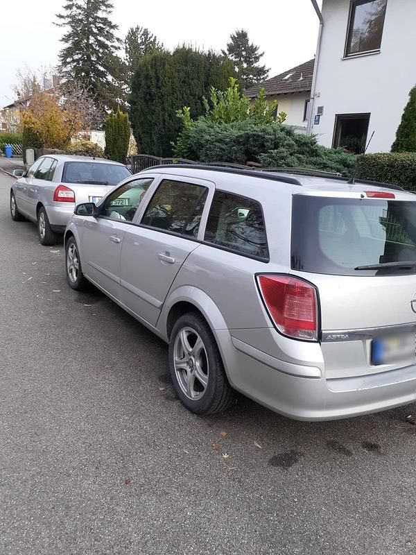 Gebraucht Opel Astra 130 PS (95 kW) 2005 Silber Kombi
