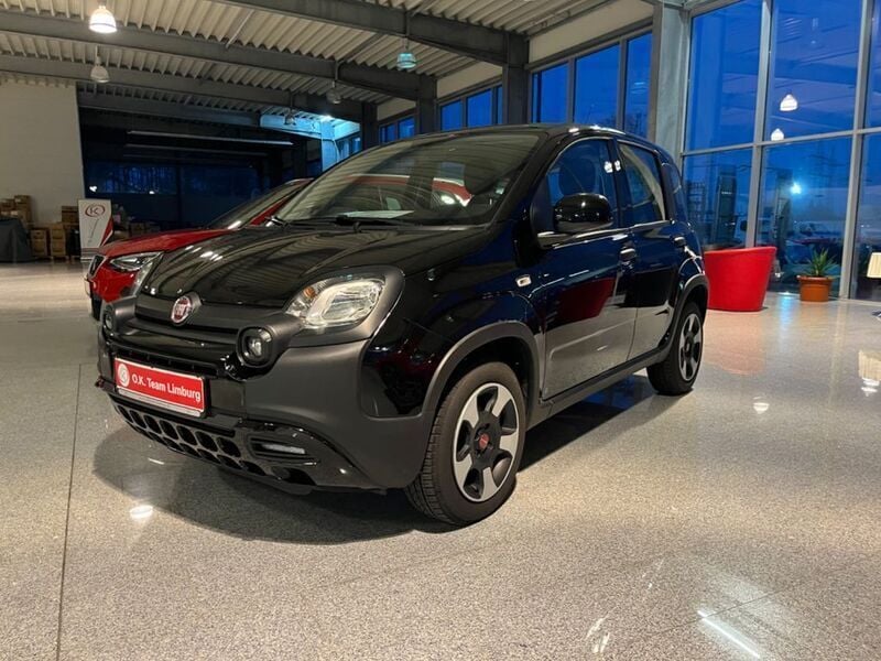 Gebraucht Fiat Panda Cross Cross 69 PS (50 kW) 2023 Schwarz Kleinwagen
