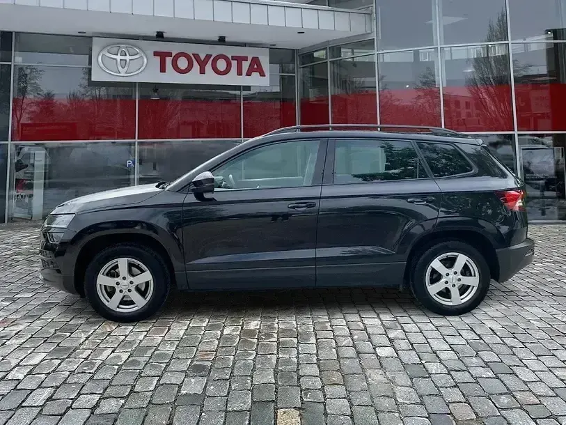 Gebraucht Skoda Karoq Ambition 150 PS (110 kW) 2022 Schwarzmagic perleffekt (metallic) SUV