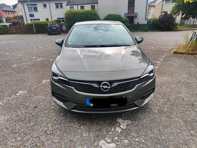 Usado Opel Astra Elegance 131 HP (96 kW) 2020 Cinzento Sedan