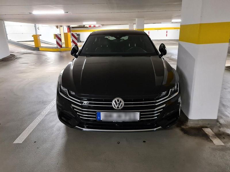 Schwarz Gebraucht 2017 VW Arteon R-line Limousine | 28.000 € (Teuer) - Bild 1/4