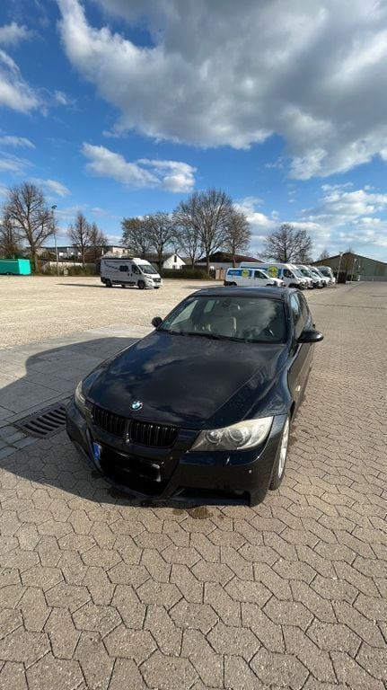 Schwarz Gebraucht 2006 BMW 325 M Sport Kombi | 4.500 € (Guter Preis) - Bild 1/4