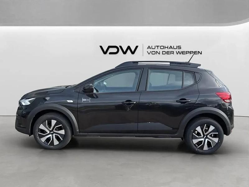 Neu Dacia Sandero Expression 91 PS (66 kW) 2025 Schwarz Kleinwagen