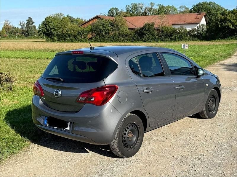 Grau Gebraucht 2016 Opel Corsa drive Limousine | 7.200 € (Fairer Preis) - Bild 1/4