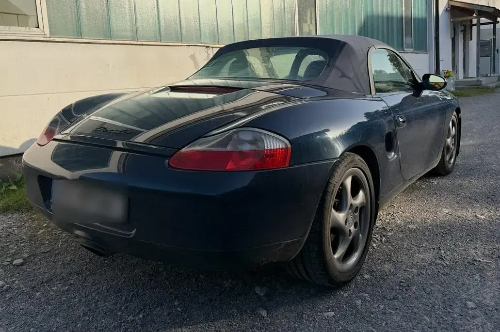 Gebraucht Porsche Boxster 220 PS (161 kW) 2000 Blau Cabrio