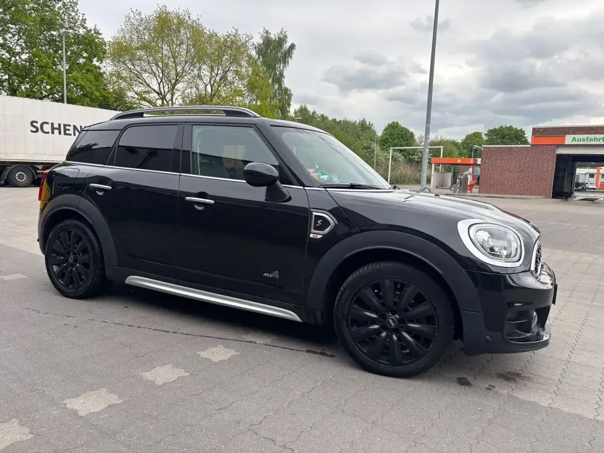 Używany Mini Cooper S 192 KM (141 kW) 2019 Czarny Hatchback