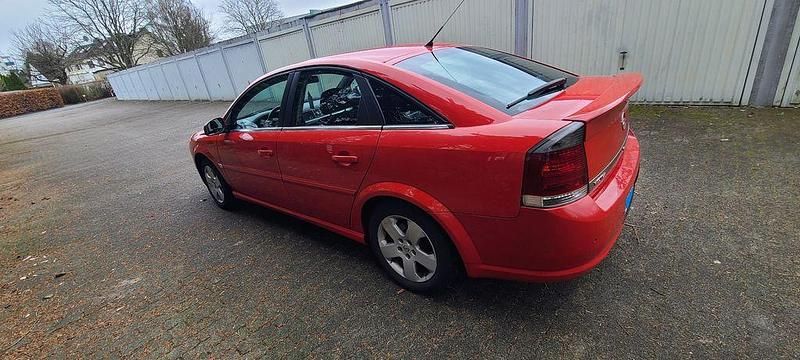 Gebraucht Opel Vectra 140 PS (102 kW) 2006 Rot Limousine